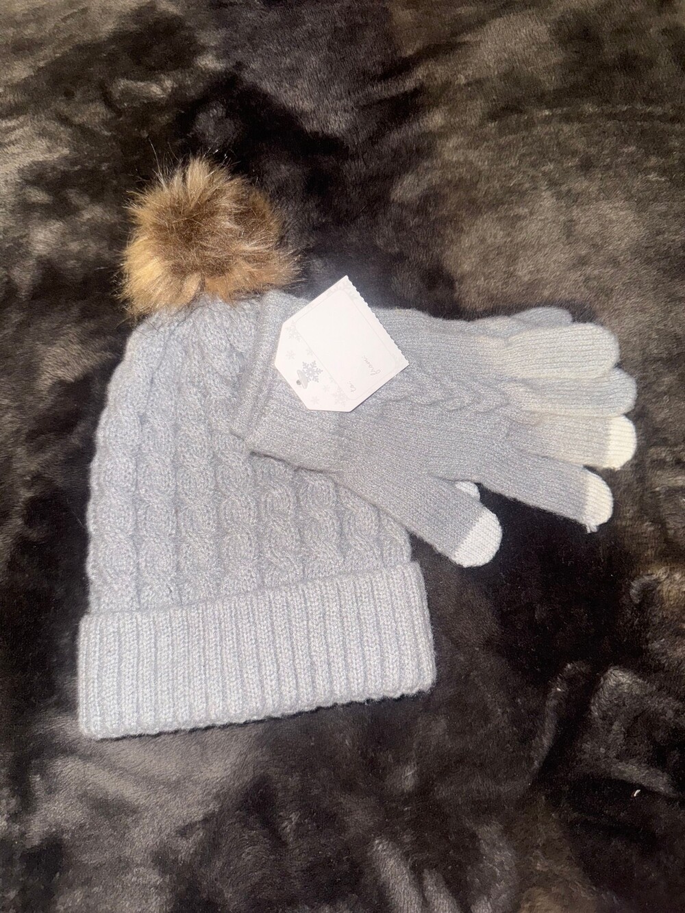 Light Gray Knit Hat and Gloves Set with Faux Fur Pom Pom